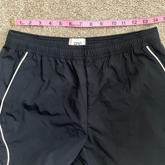 BDG Black Nylon Athletic Shorts with White Trim Size Medium NWT - Picture 7 of 7